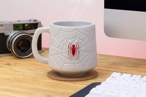 450ml (15 Fl Oz) Spiderman Shaped Ceramic Mug Metal Vases Product Category View 2