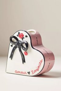 Amour Ceramic Heart Vase