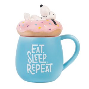 Snoopy Mug with Lid | 50 cl / 500 ml / 16.9 oz – 14.3 x 10.7 x 16.7 cm | Coffee Mug | Tea Mug | Cool Gifts | Snoopy Gifts